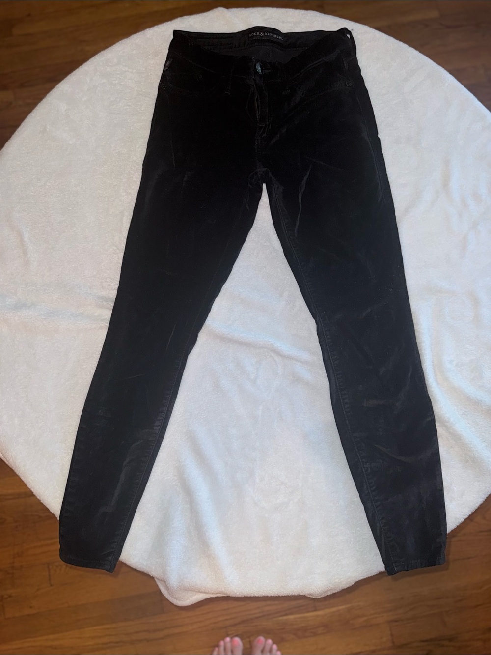 Rock & Republic Black Women's Skinny Velour Jeans - Classic Slim Fit
